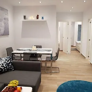 https://boliches-apartment.es-andalucia.com